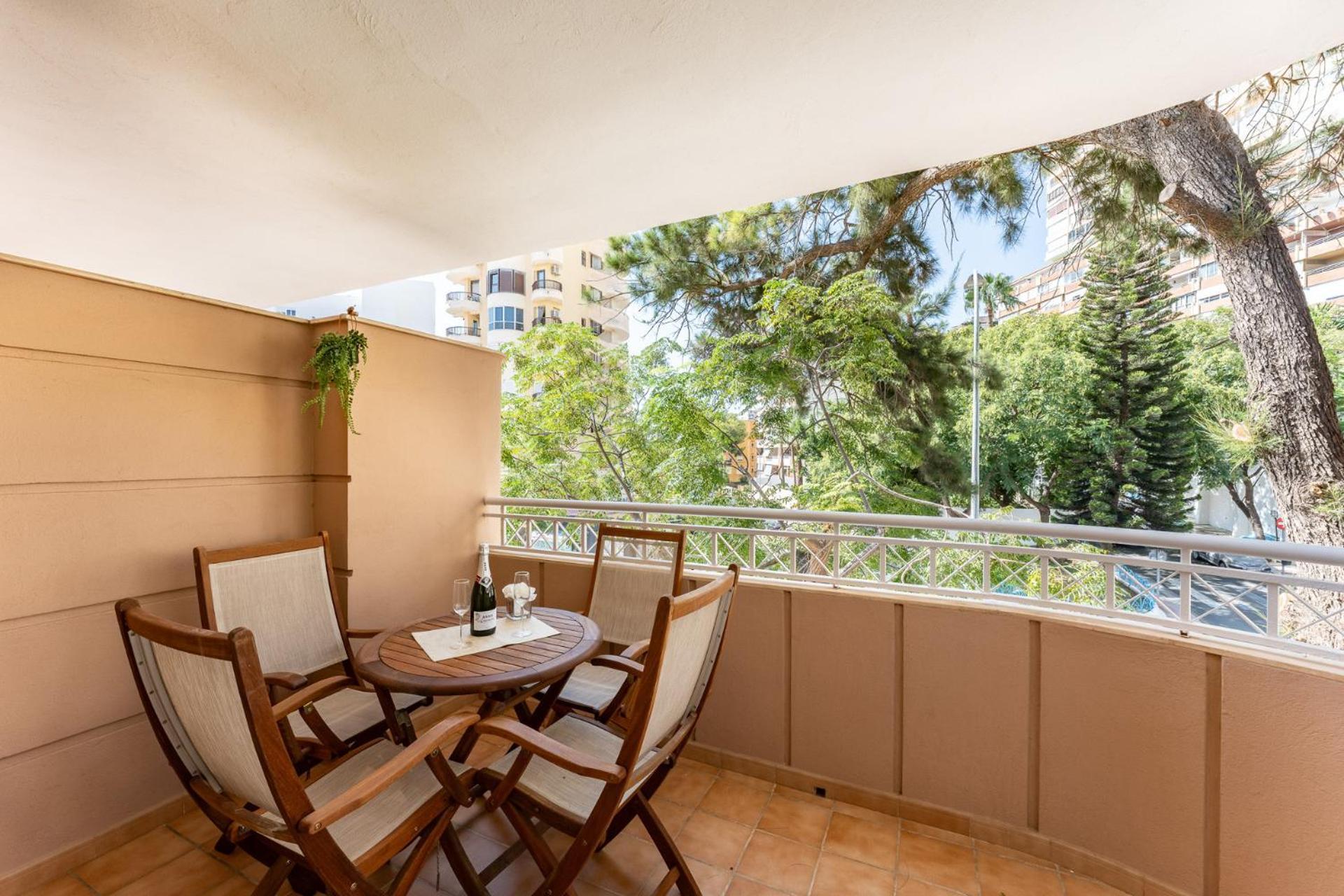 Malagasuite Costa Sol Oasis Torremolinos Zewnętrze zdjęcie