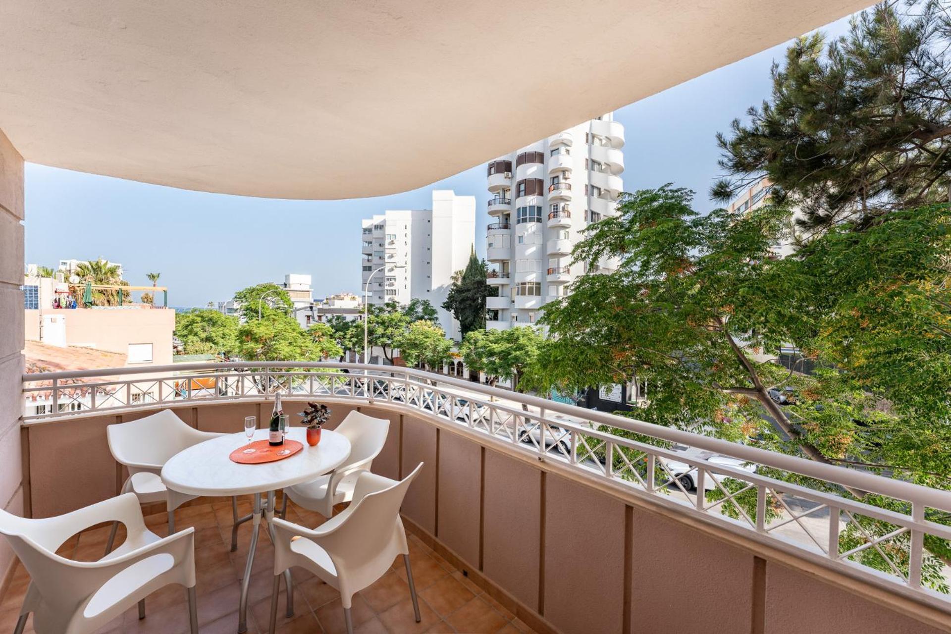 Malagasuite Costa Sol Oasis Torremolinos Zewnętrze zdjęcie